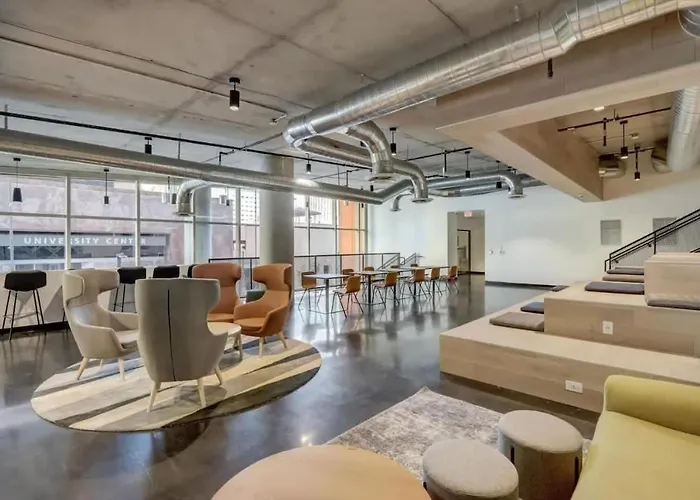 Apartment Boulevard Downtown Highrise Stu Sky Pool Parking Gym 03 Phoenix