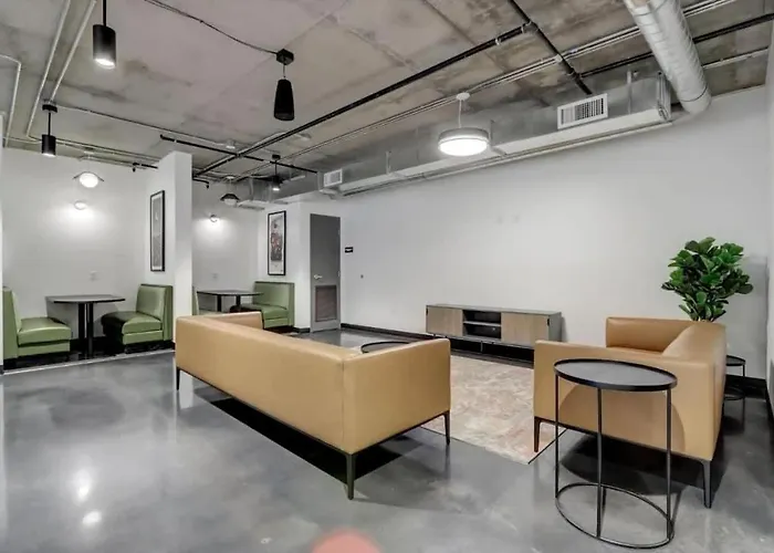 Boulevard Downtown Highrise Stu Sky Pool Parking Gym 03 Apartment Phoenix